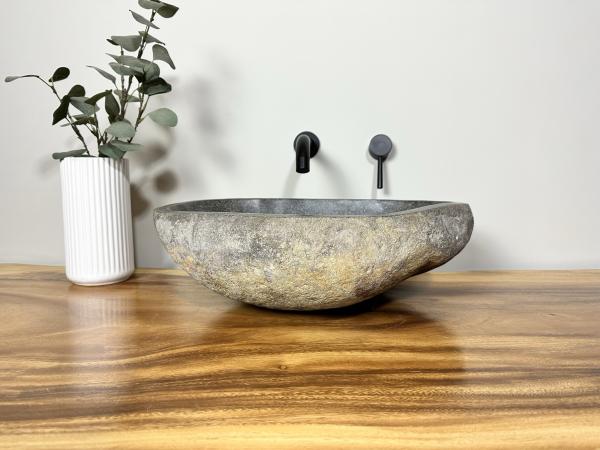 Naturstein Waschbecken Aufsatzwaschbecken Flussstein 48x36 cm