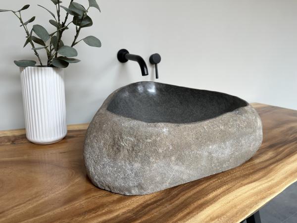 Naturstein Waschbecken Aufsatzwaschbecken Flussstein 55x48 cm