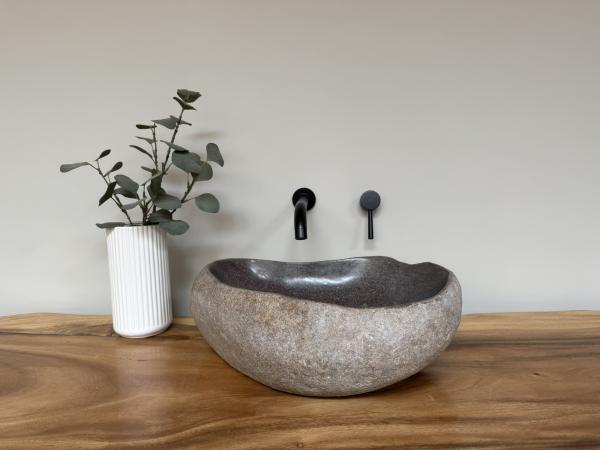 Naturstein Waschbecken Aufsatzwaschbecken Flussstein 47x39 cm
