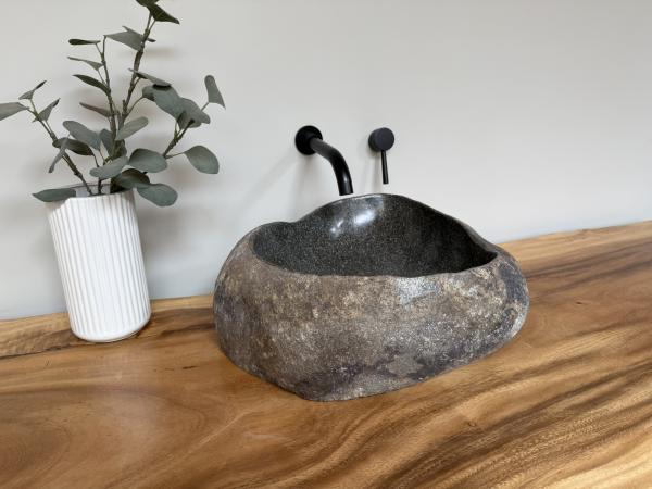 Naturstein Waschbecken Aufsatzwaschbecken Flussstein 46x42 cm