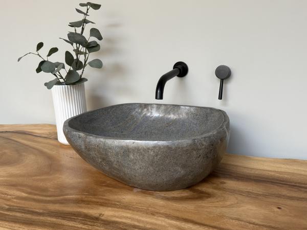 Naturstein Waschbecken Aufsatzwaschbecken Flussstein 46x36 cm